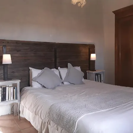 Semesterbostad La Feniere, Holiday In The Heart Of Lavender Fields With Swimming Pool Valensole